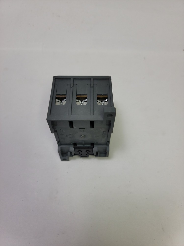 ABB OT45E3 Disconnect Switch , 3-Pole , 63 amp