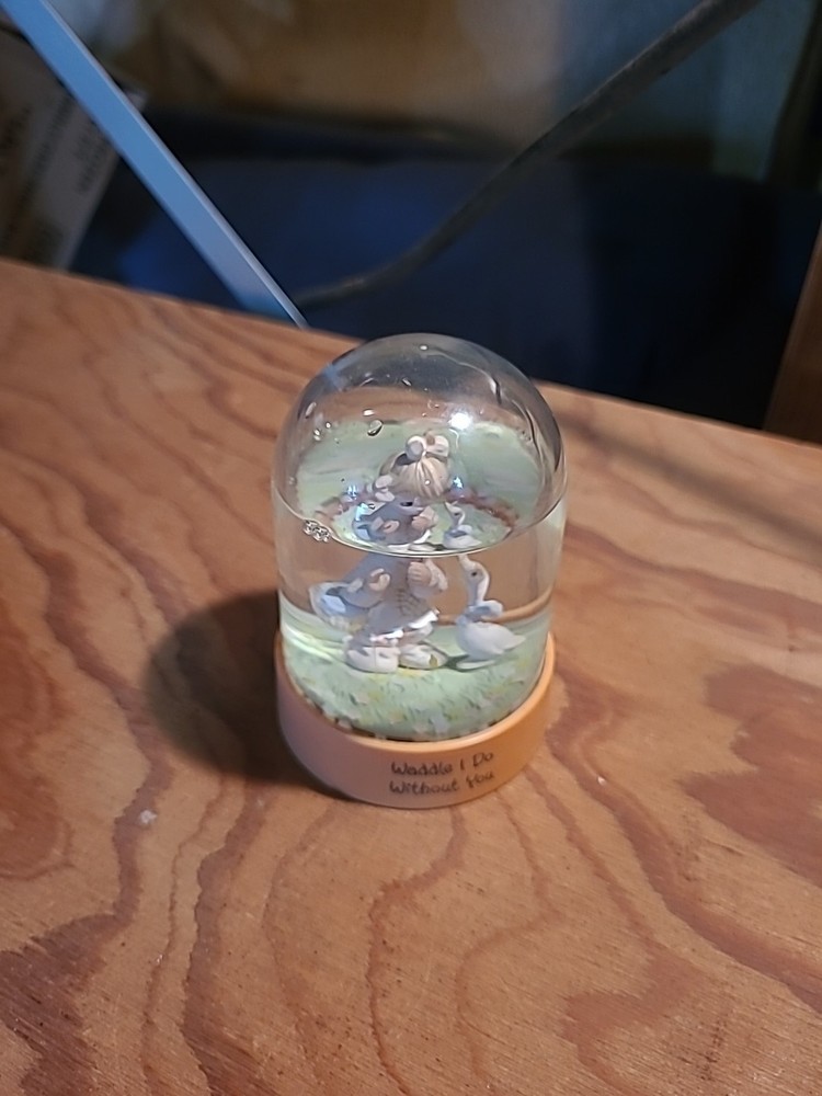 Precious Moments Water Globe