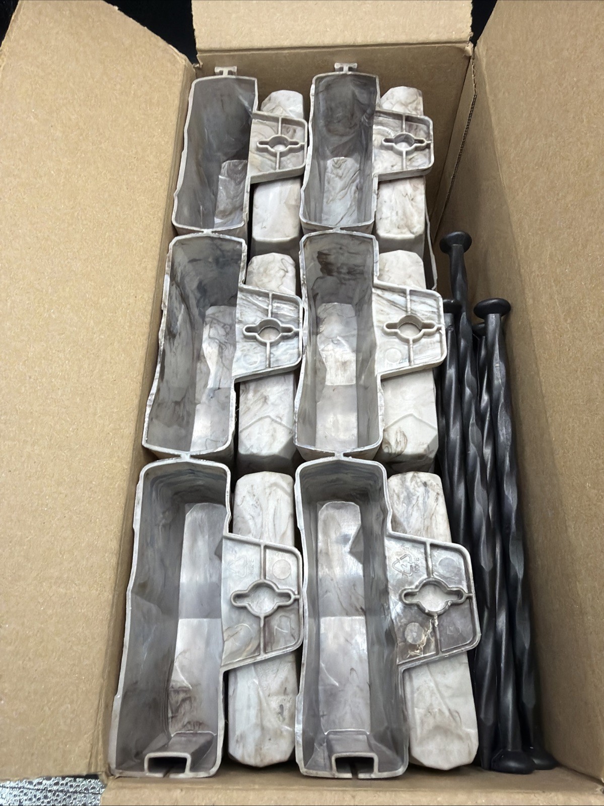 Vigoro 10ft Gray No-Dig Faux Stone Edging Kit – Decorative Garden Border