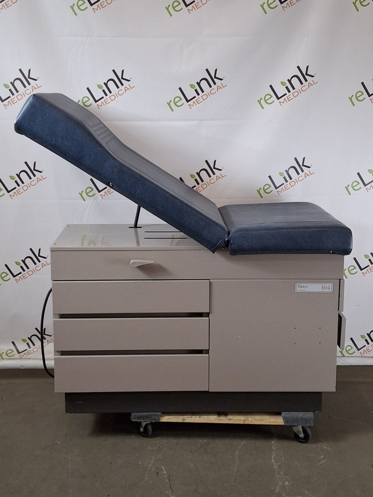 Ritter 104 Exam Table