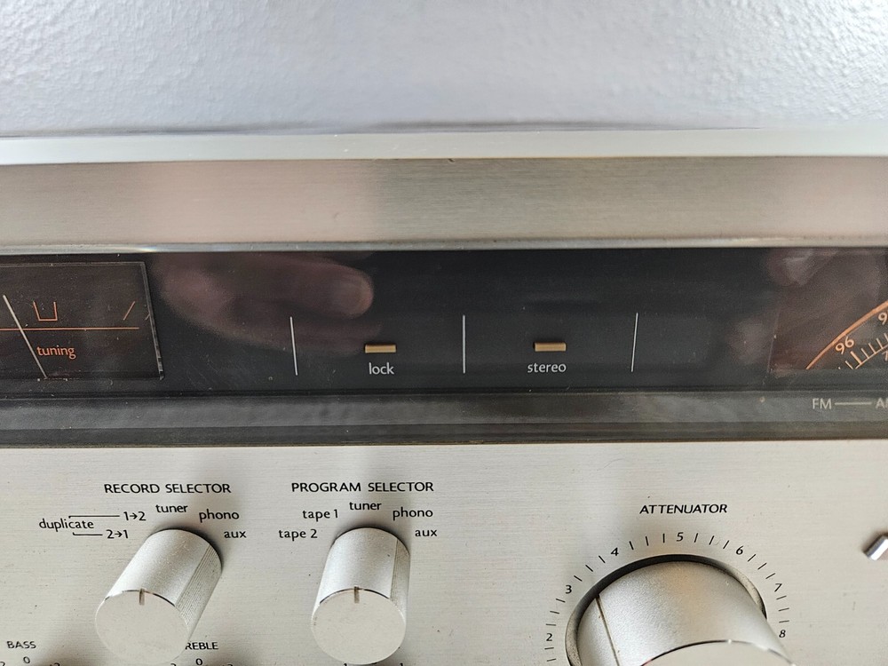 Mitsubishi DA-R7 Stereo receiver