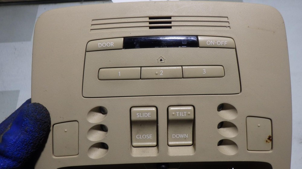 08 LEXUS ES350 Front Console roof