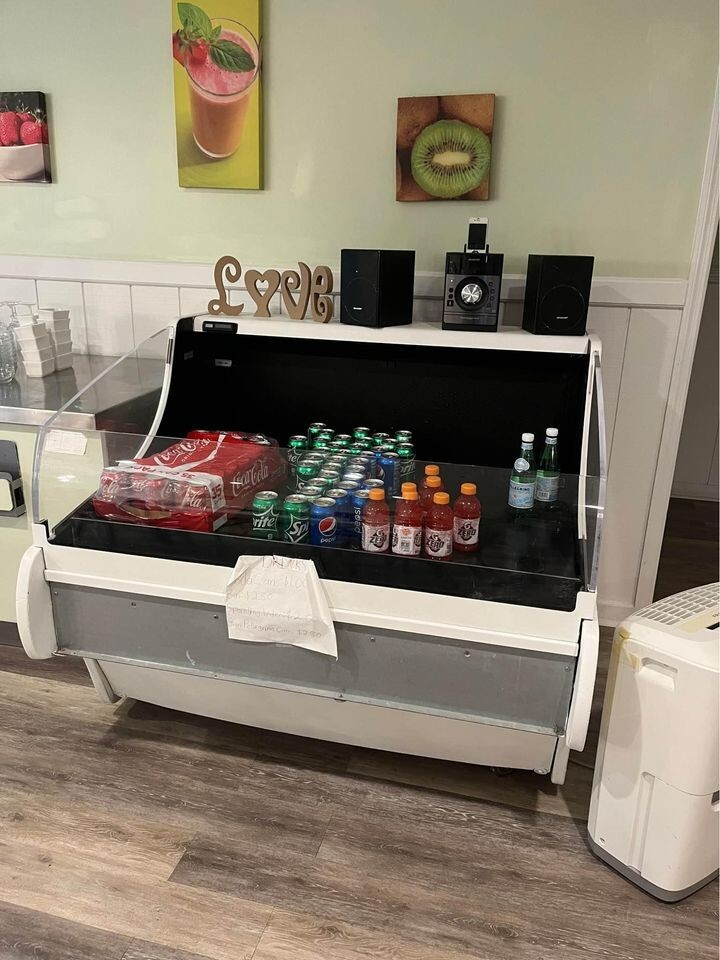 Structual Concepts Open Air Merchandiser