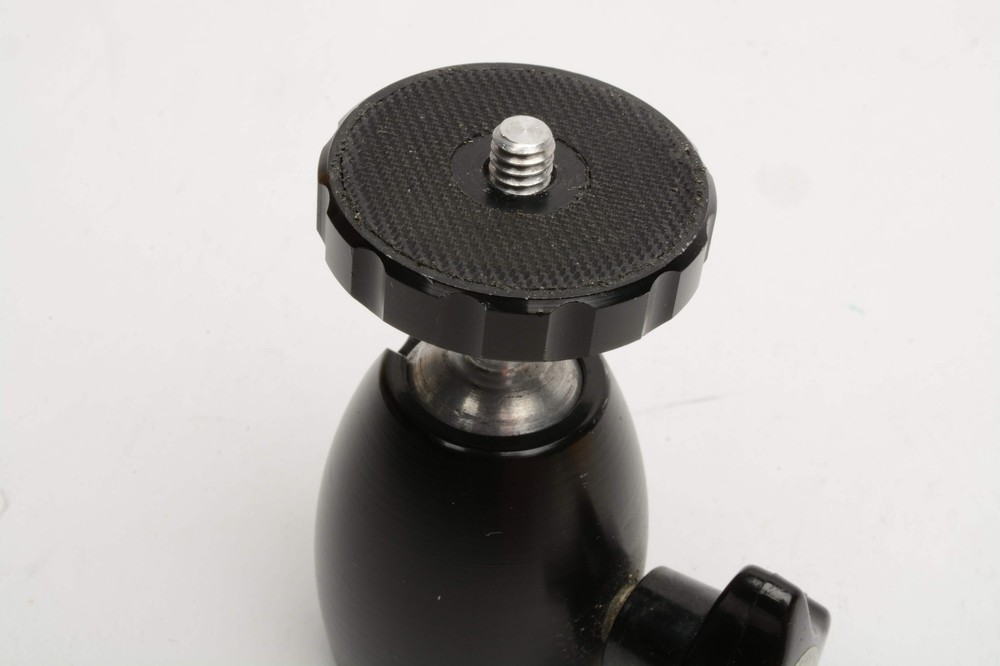 Stroboframe 320-010 Ball Head, Nice & Clean, 3" Tall, ~1.25" Base