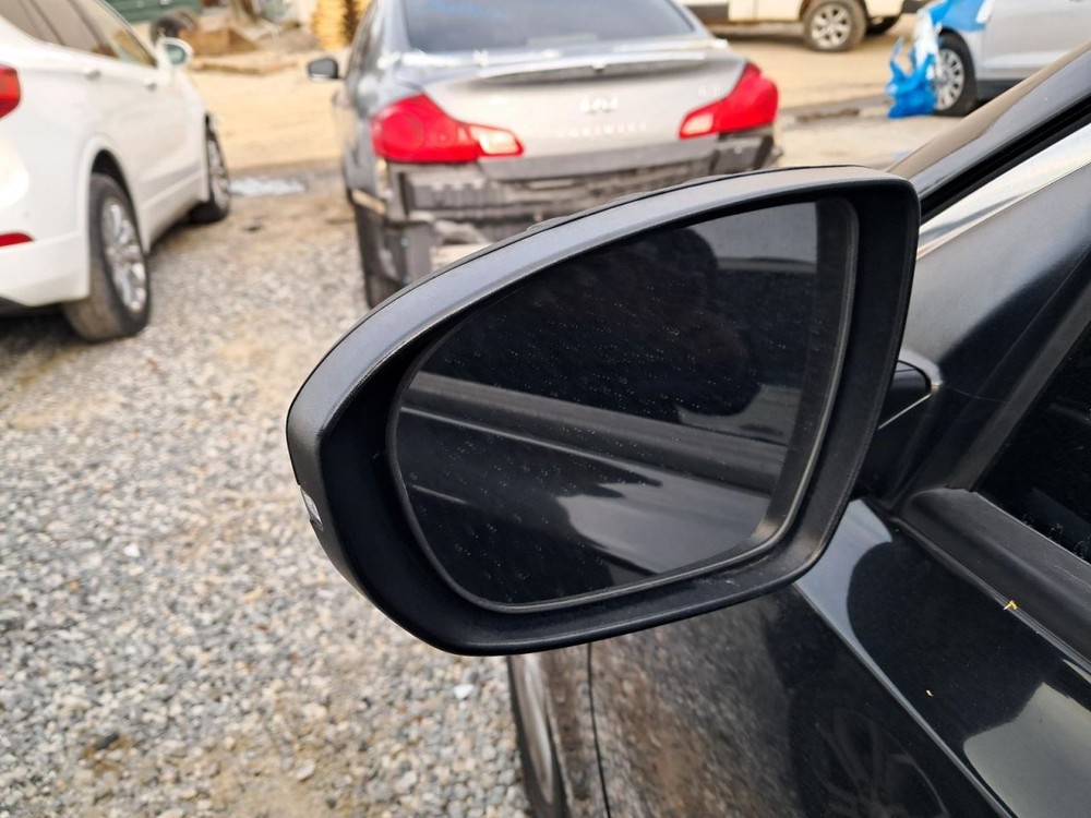 OPTIMAKIA 2015 Glove Box 4903194