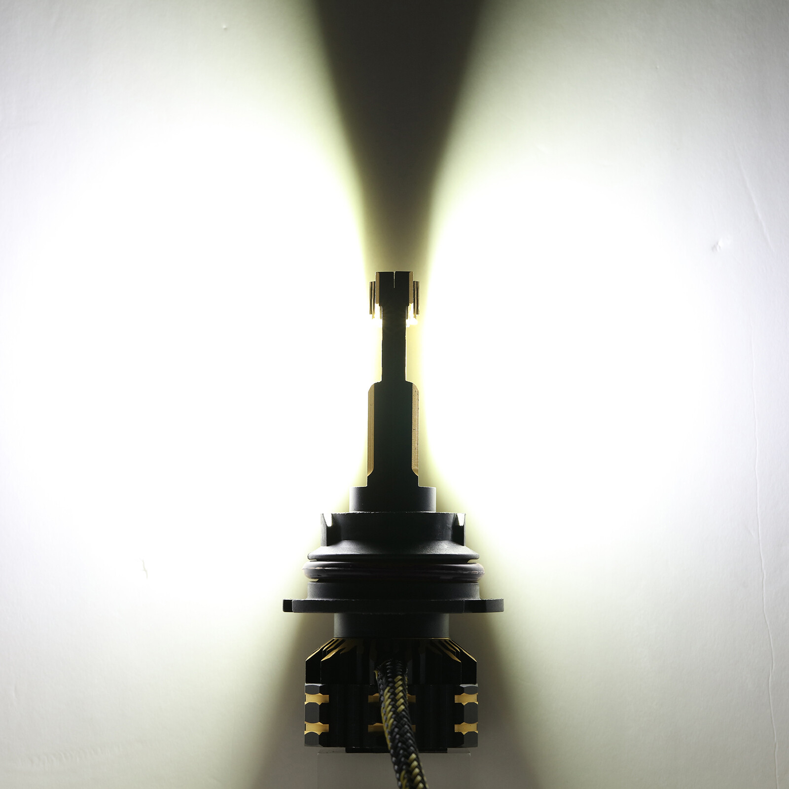 AUXBEAM Canbus 9004 LED Headlight Super Bright Bulb High Low Beam White 25000LM