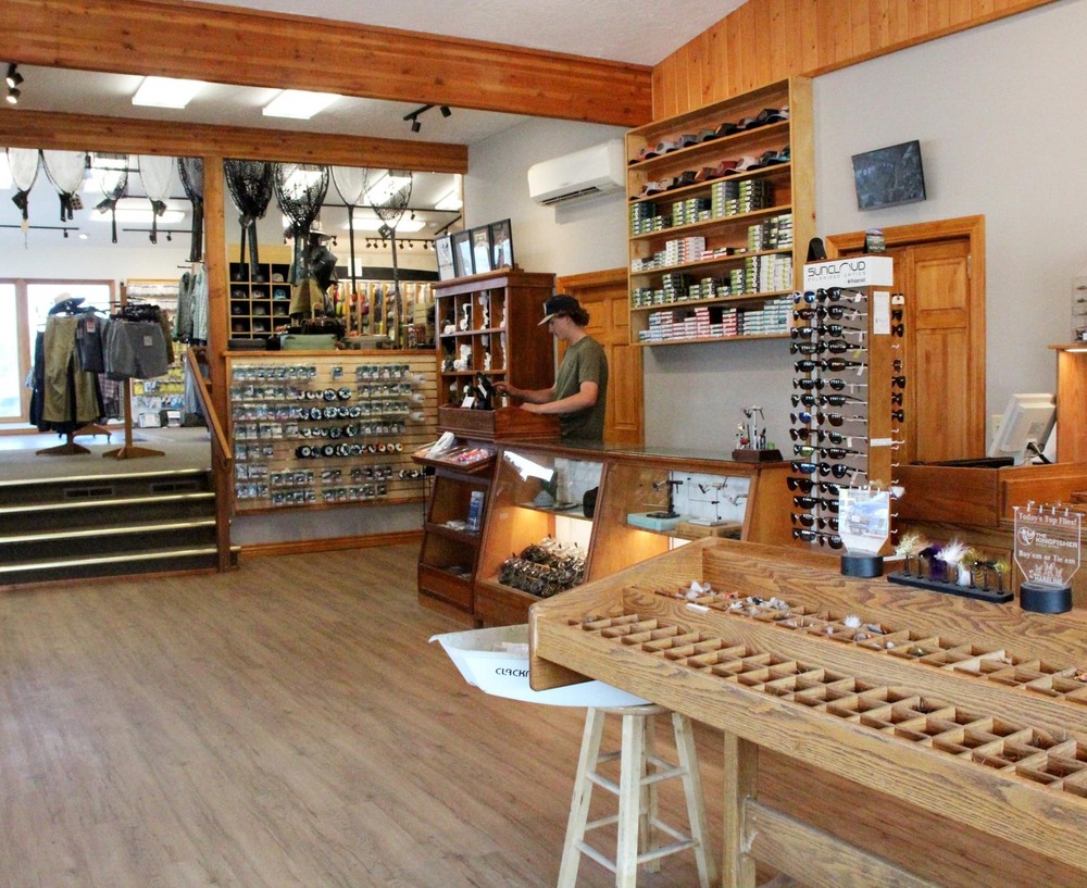 Kingfisher Fly Tying Comprehensive Tool Kit, with Case, Scissors, Bobbin, Bod...