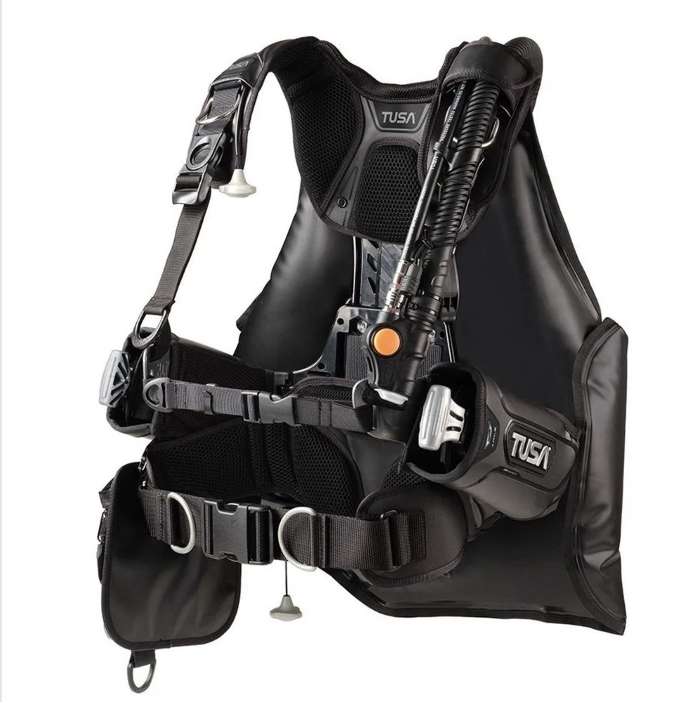 TUSA BB React BCD Size Large Scuba Diving Snorkeling