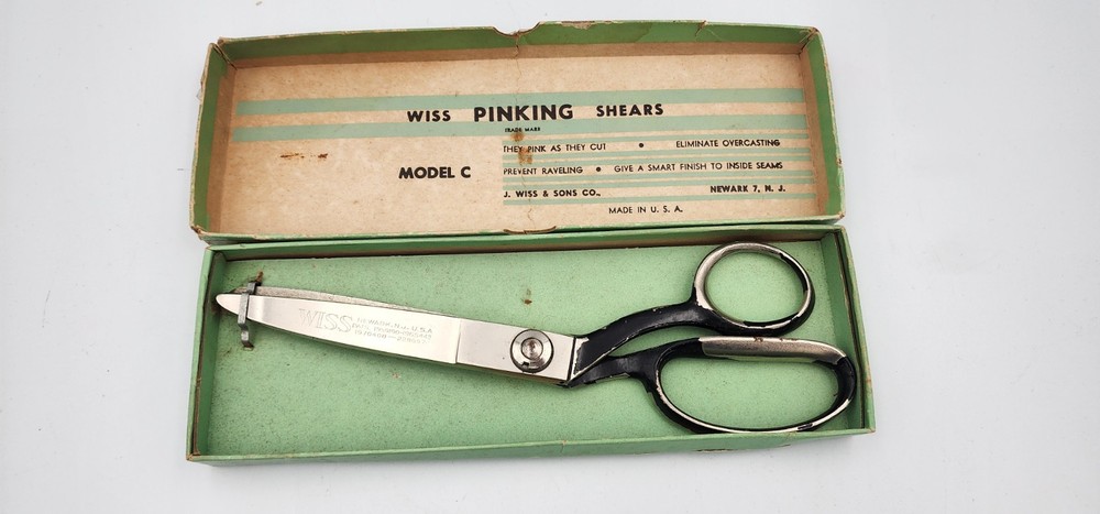 WISS Pinking Shears Scissors Model C In Original Vintage Green Box ✂️