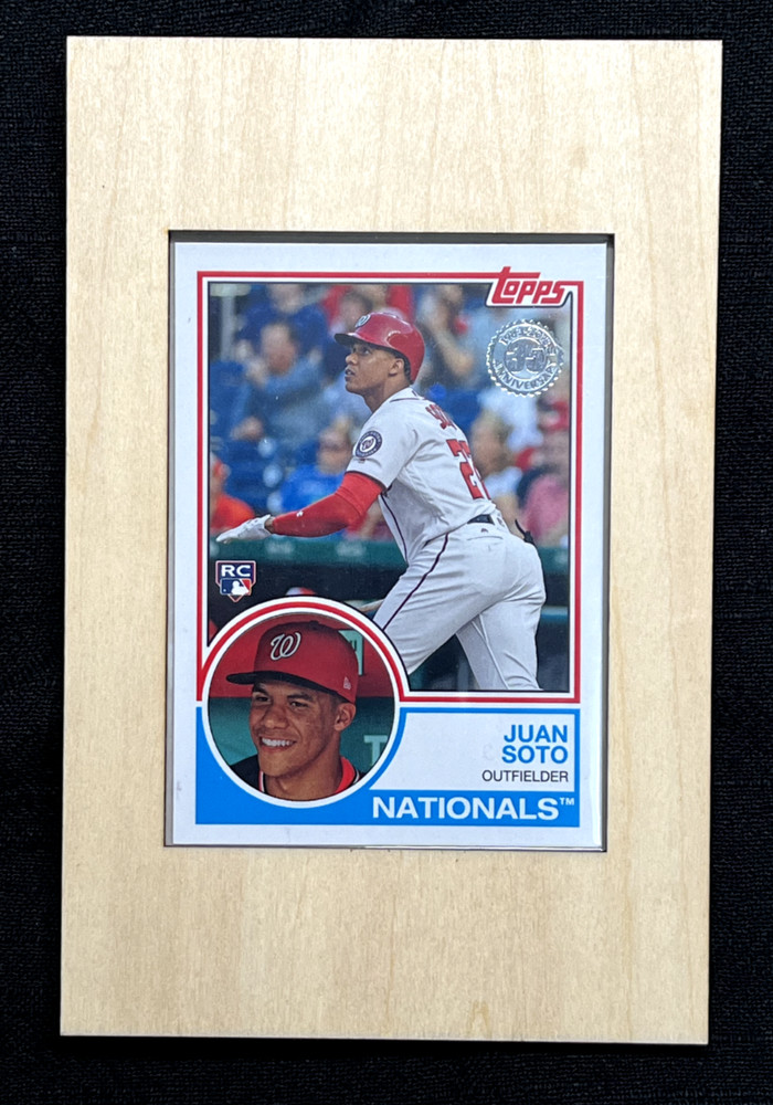 iWoodMD Top Loader Card Display Frame (card not included)