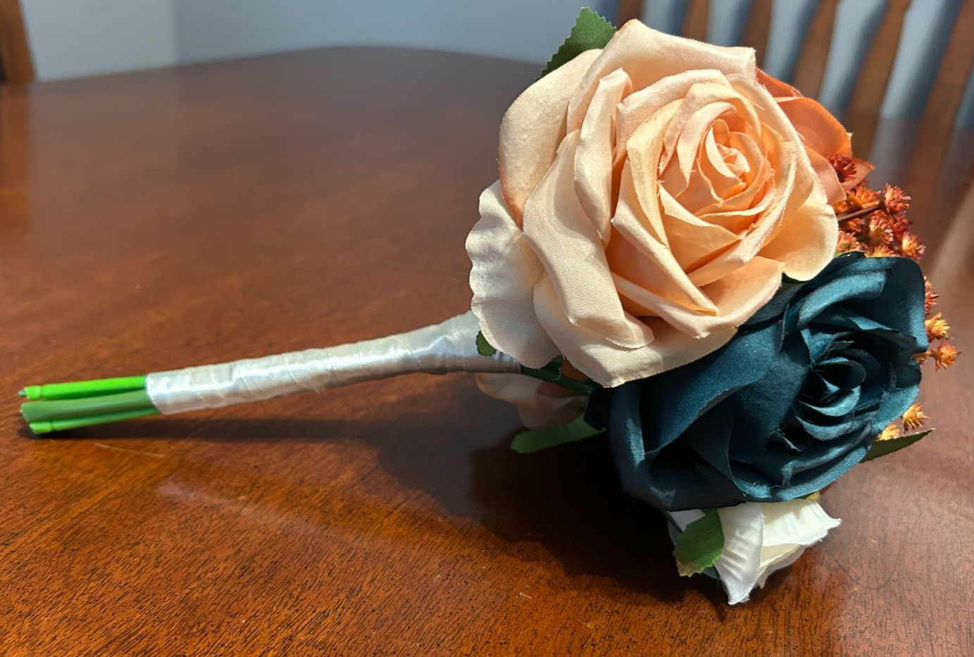 LOT OF 4 PEACH/BURNT ORANGE/TEAL/WHITE ROSES/ETC BRAIDSMAIDS FLORAL BOUQUETS-x2