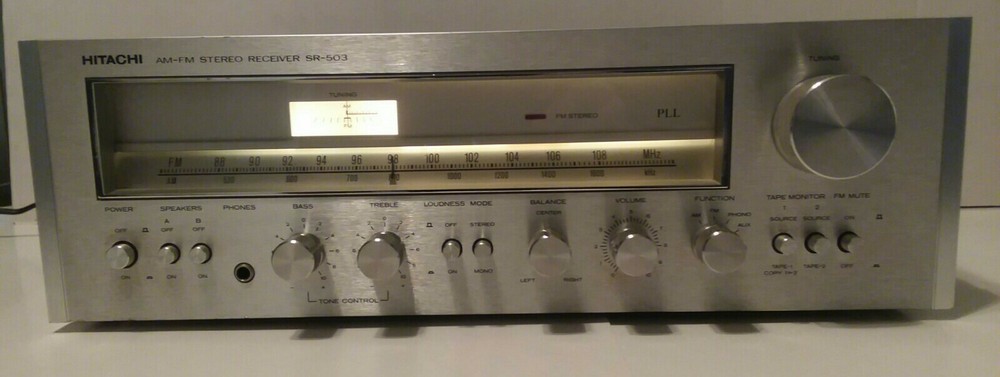 HITACHI SR-503 VINTAGE AM/FM STEREO RECEIVER