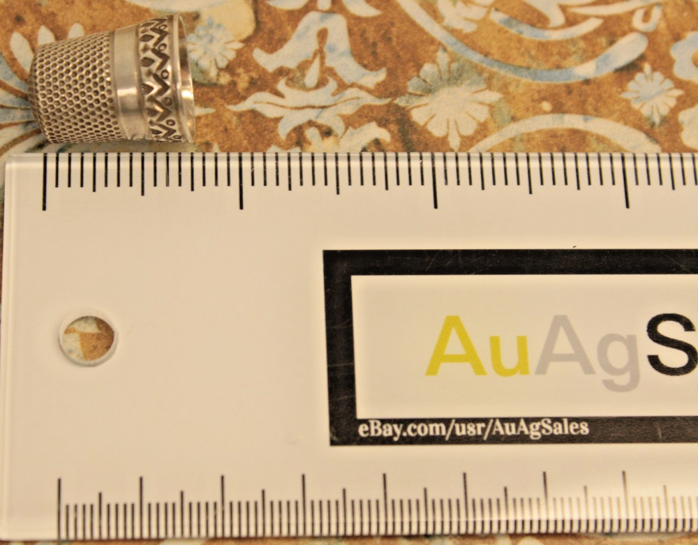 Vintage Sterling Silver 925 Thimble Sewing Watson Crown Design Pattern Accessory