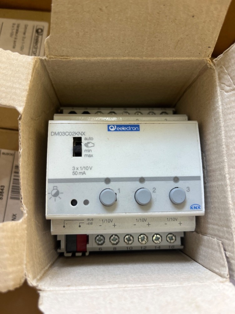eelectron DM03C02KNX Dimmer 3x1-10v