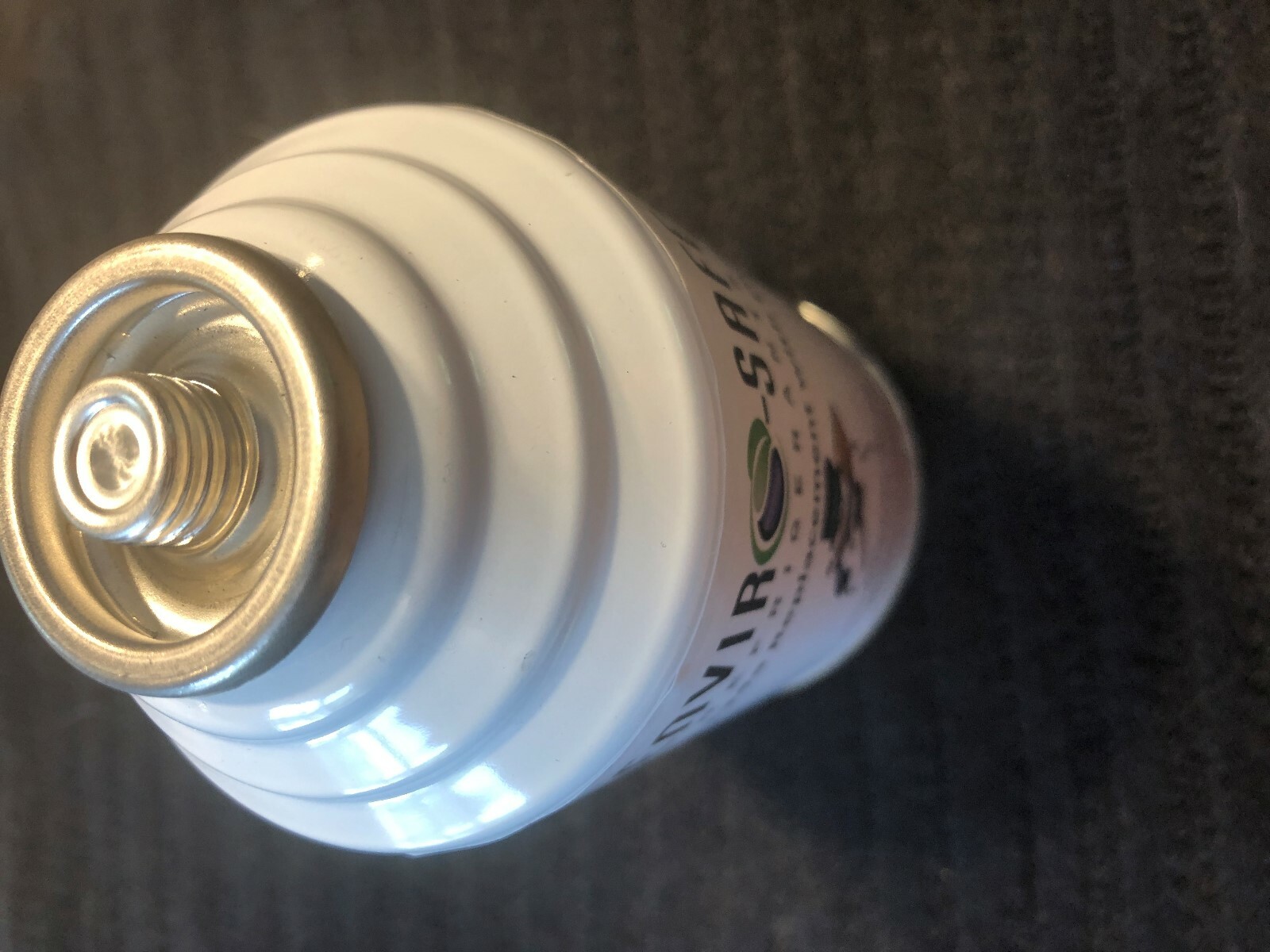 Enviro-Safe Auto R134a Replacement Refrigerant with dye- CASE OF 12 CANS!