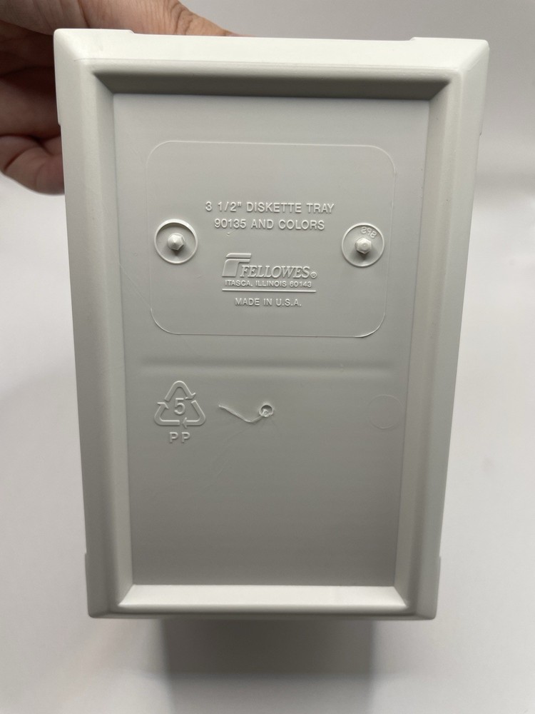 Fellowes 3 1/2" diskette tray 90135 - floppy dish Storage- white