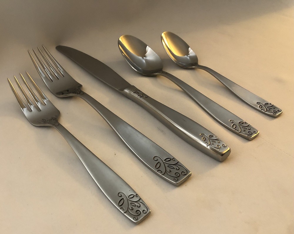 * ONEIDA - FLORENCE - YOU CHOOSE STAINLESS FLATWARE SILVERWARE * OLD STOCK
