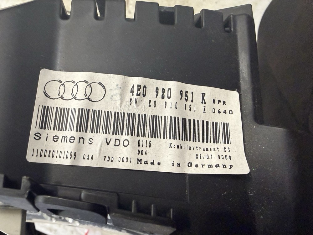 2004-2010 Audi A8 Instrument Cluster