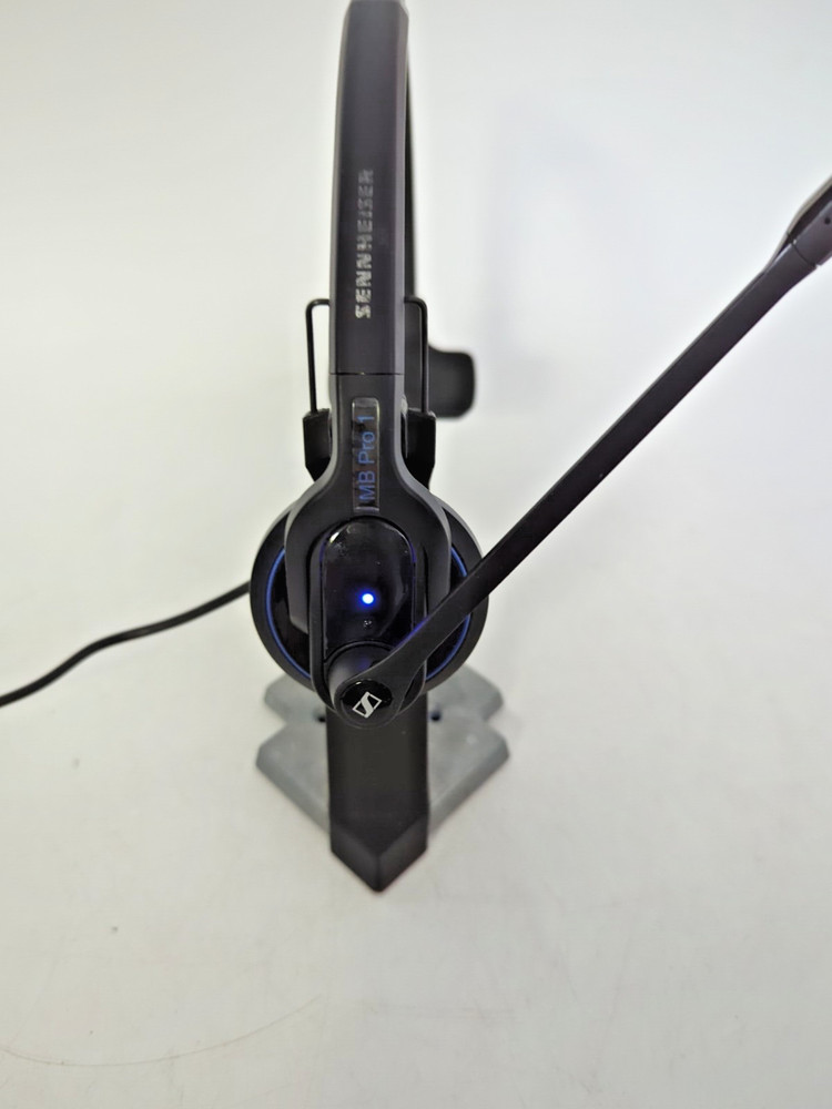 SENNHEISER MB-PRO1 BLUETOOTH HEADSET WITH BASE