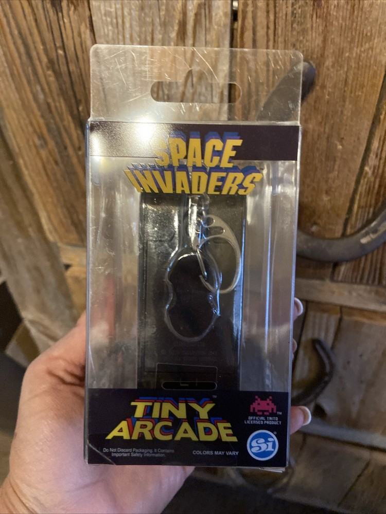 World's Smallest Tiny Arcade Space Invaders Miniature Game 2017 New Sealed