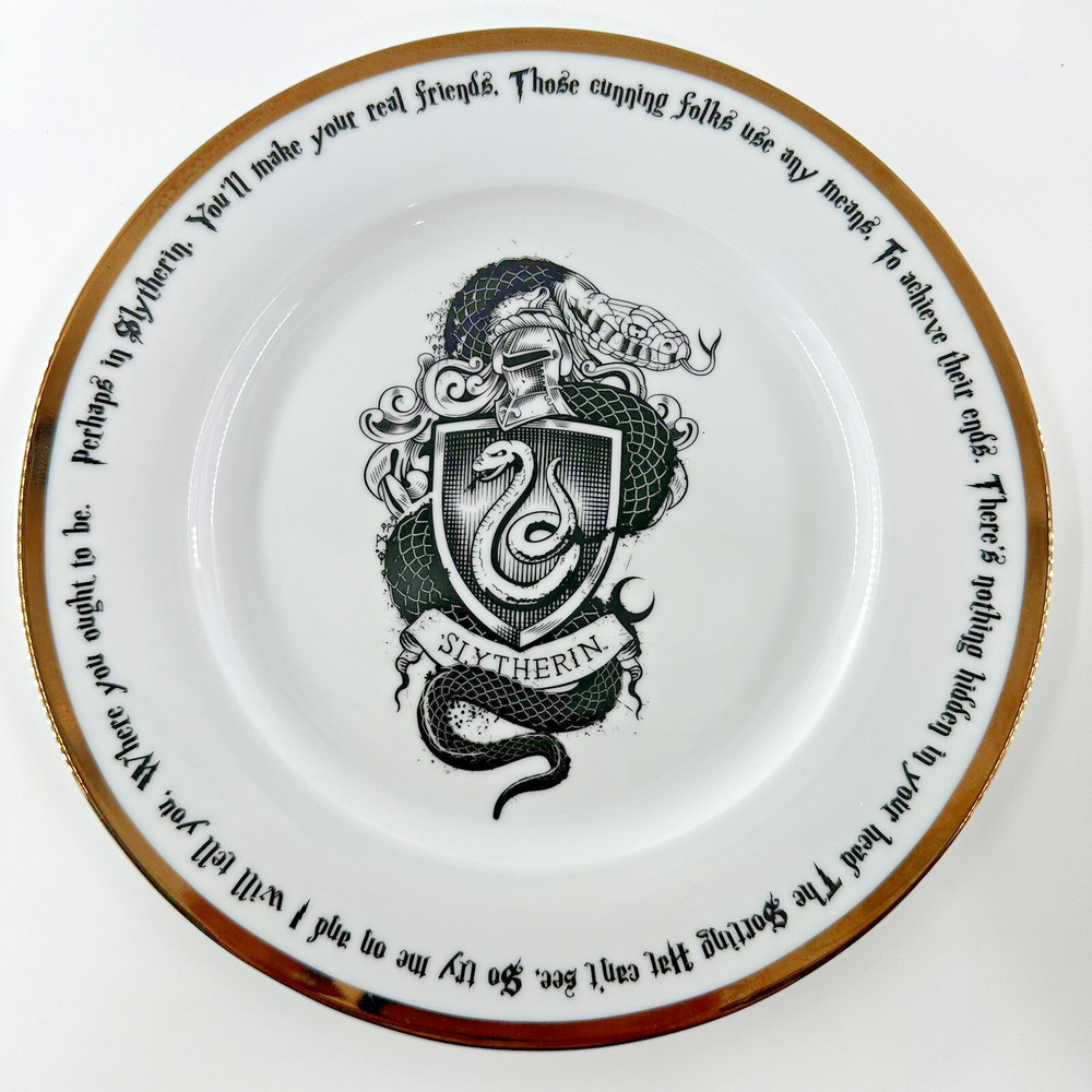 Harry Potter SLYTHERIN 3 - Piece Dinnerware Set.