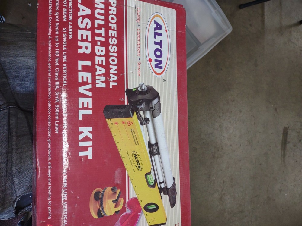 ALTON Multi-Beam Laser Level Kit 13202 NEW