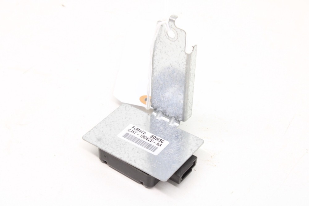 2013-2019 FORD ESCAPE NAVIGATION GPS ANTENNA UNIT MODULE