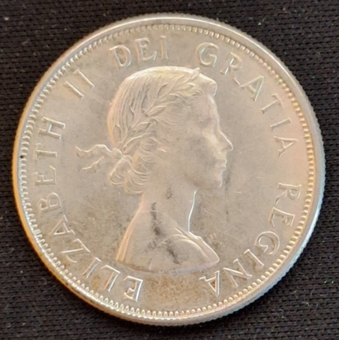 CANADA 80% SILVER 50 CENTS 1964 HALF DOLLAR