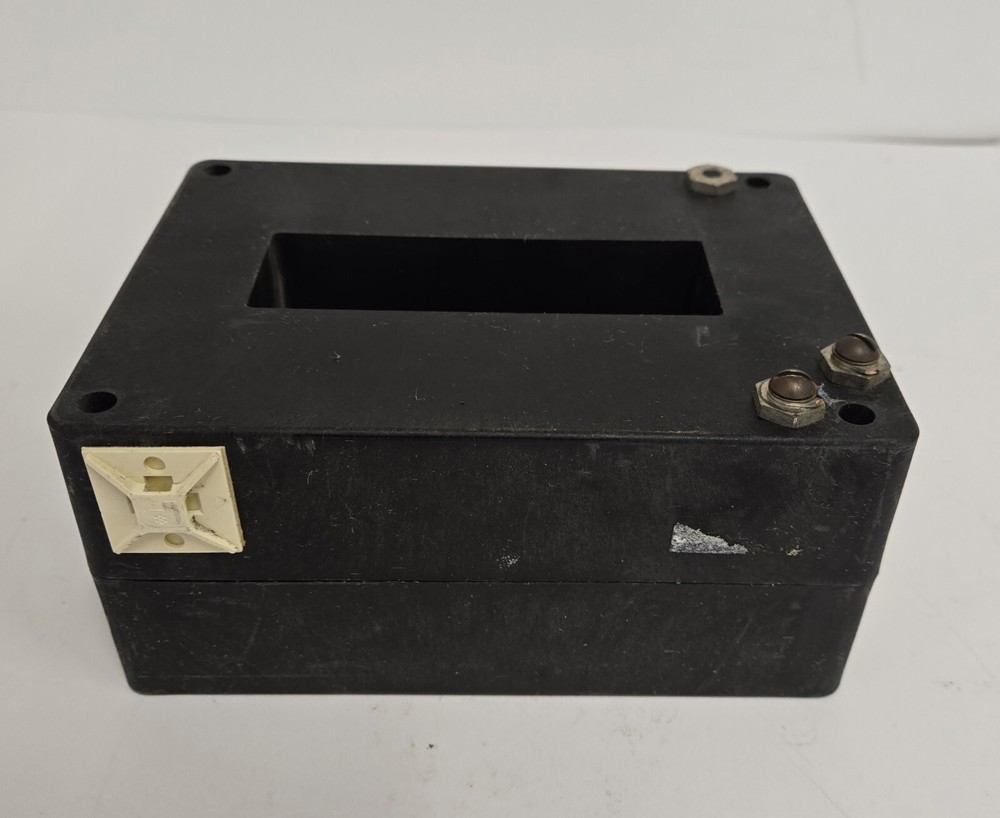 SQUARE D NEUTRAL CURRENT TRANSFORMER SE30NCT