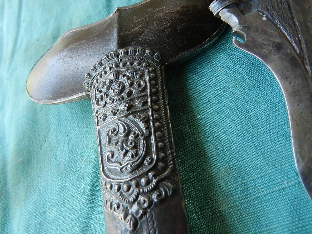 Silver Presentation Jeweled Kris knife with silver scabbard
