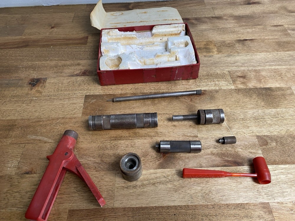 VINTAGE LEE HAND LOADER Kit For 7 X 57 MM Mauser