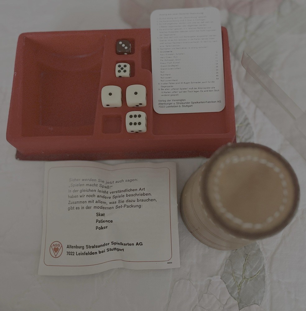 German Dice Game – German instructions RARE FIND