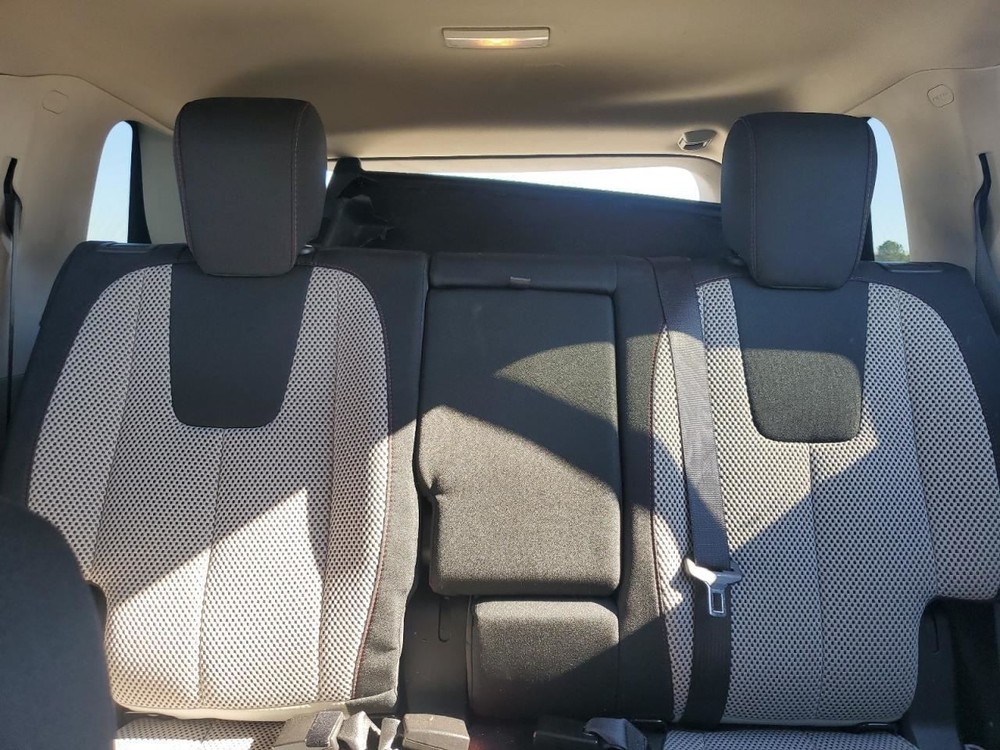 TERRAIN 2016 Glove Box 4897481