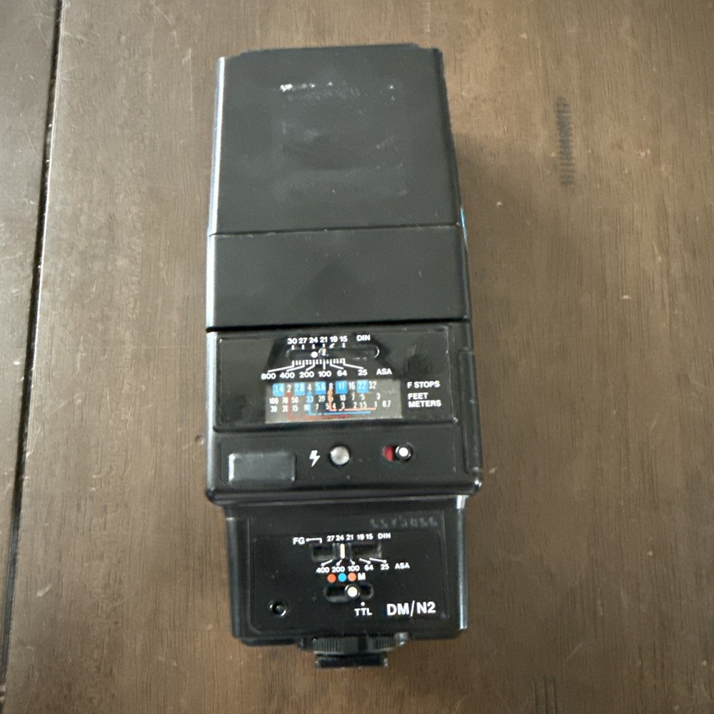 Vivitar Auto Thyristor 3700 Flash Unit - Tested