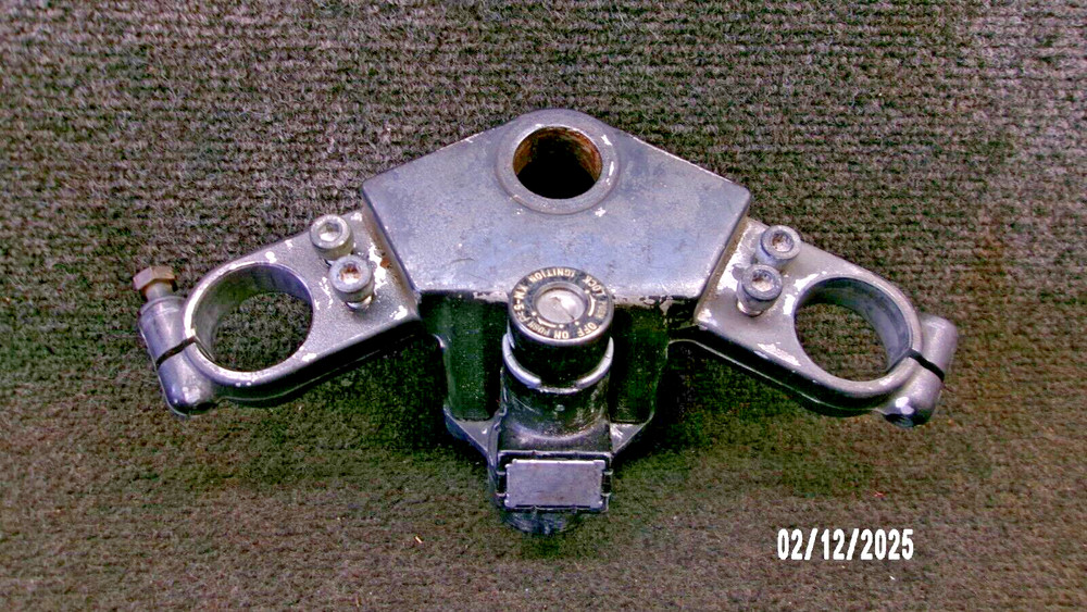 88-07 Kawasaki Ninja 250 upper triple tree fork clamp