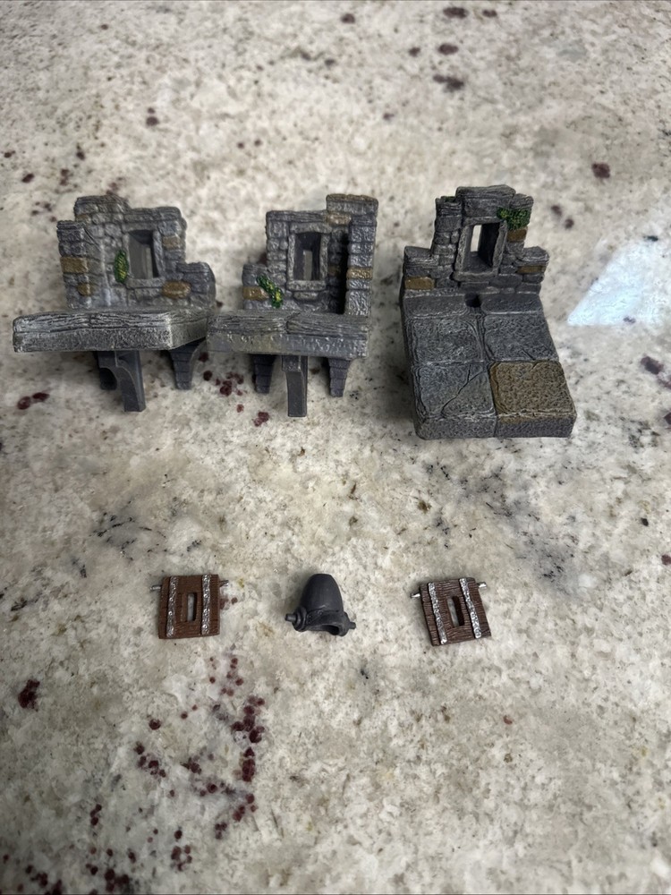 Dwarven Forge Castle Battlement Transitions, Right Left, And Straight.