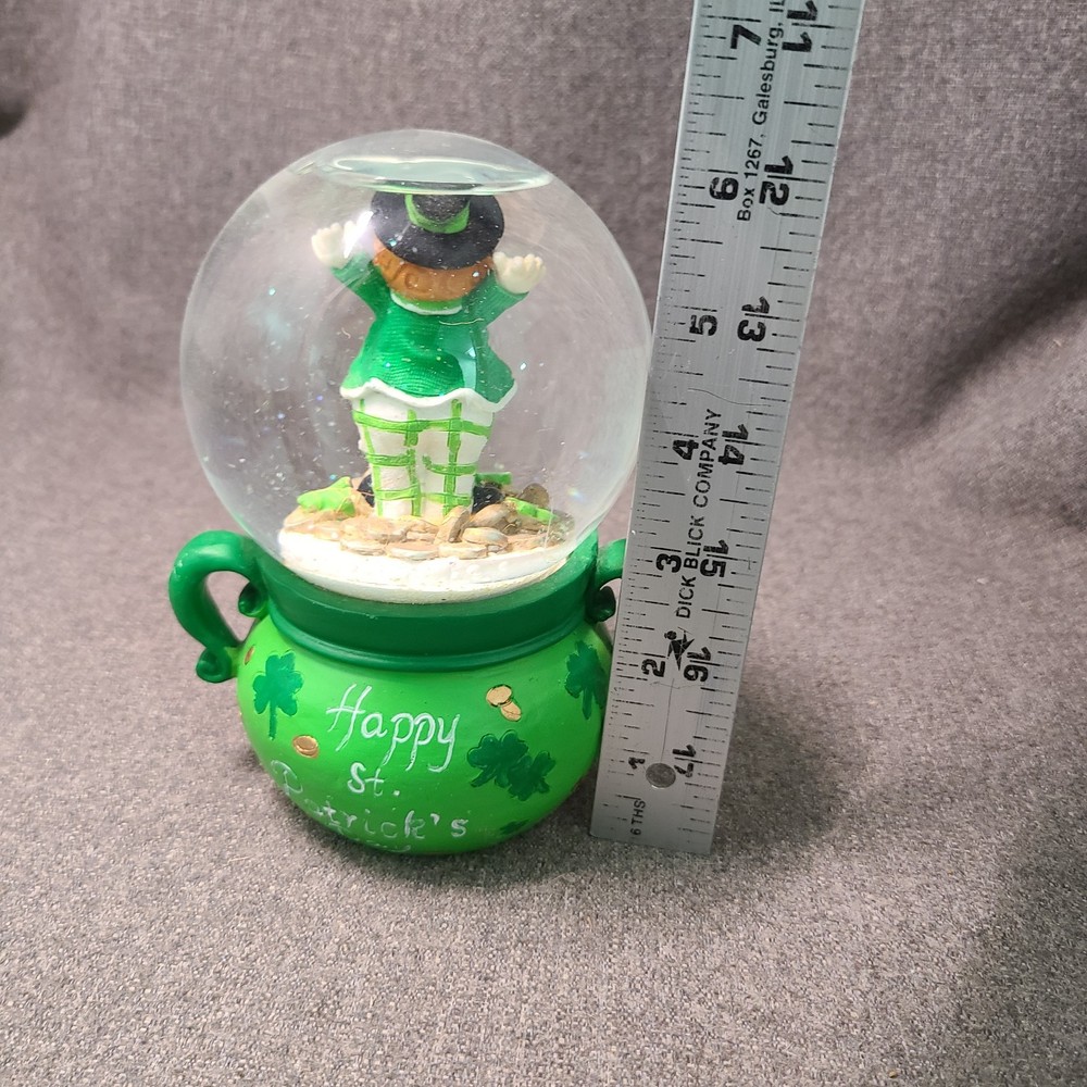 Happy St. Patricks Day Water Globe