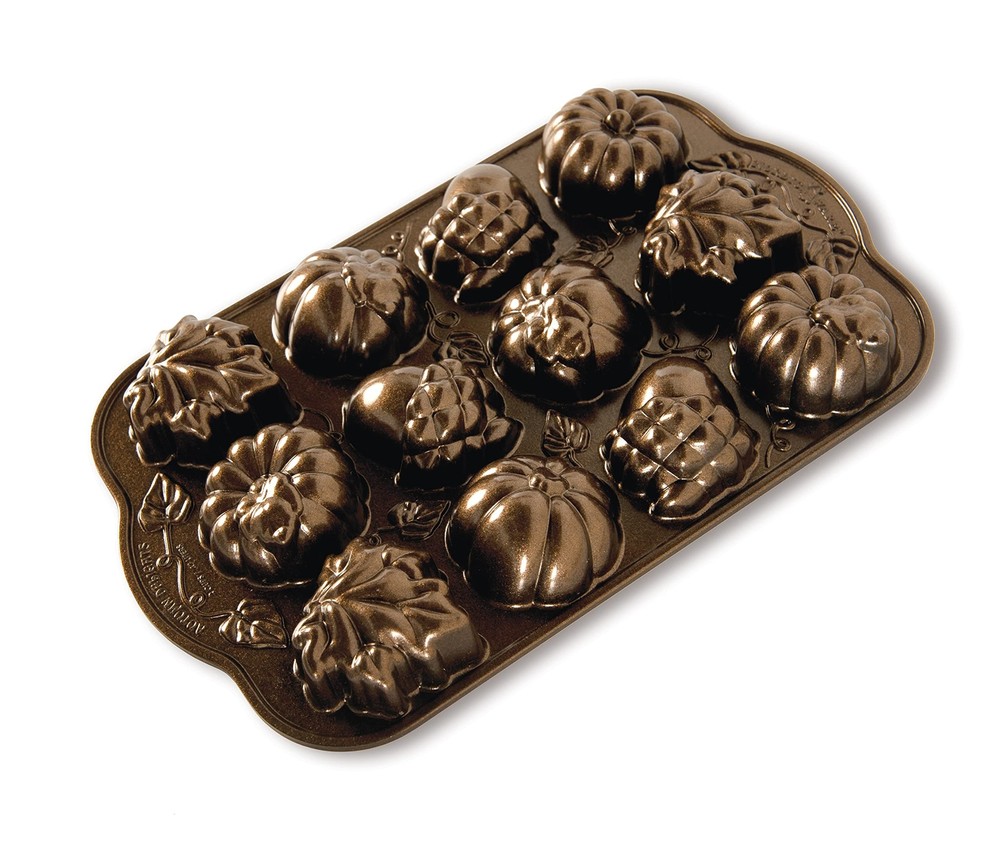 Autumn Delights Cakelet Pan