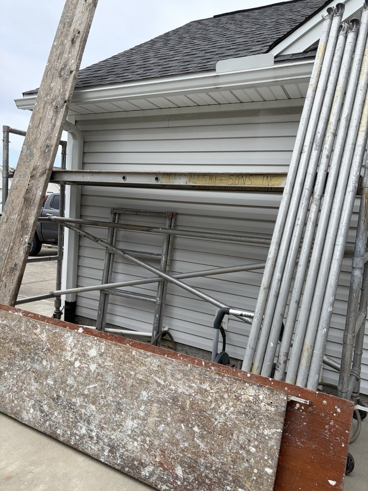 Modular Scaffolding Components Set with Frames, Planks, Pipes, Extension Ladder