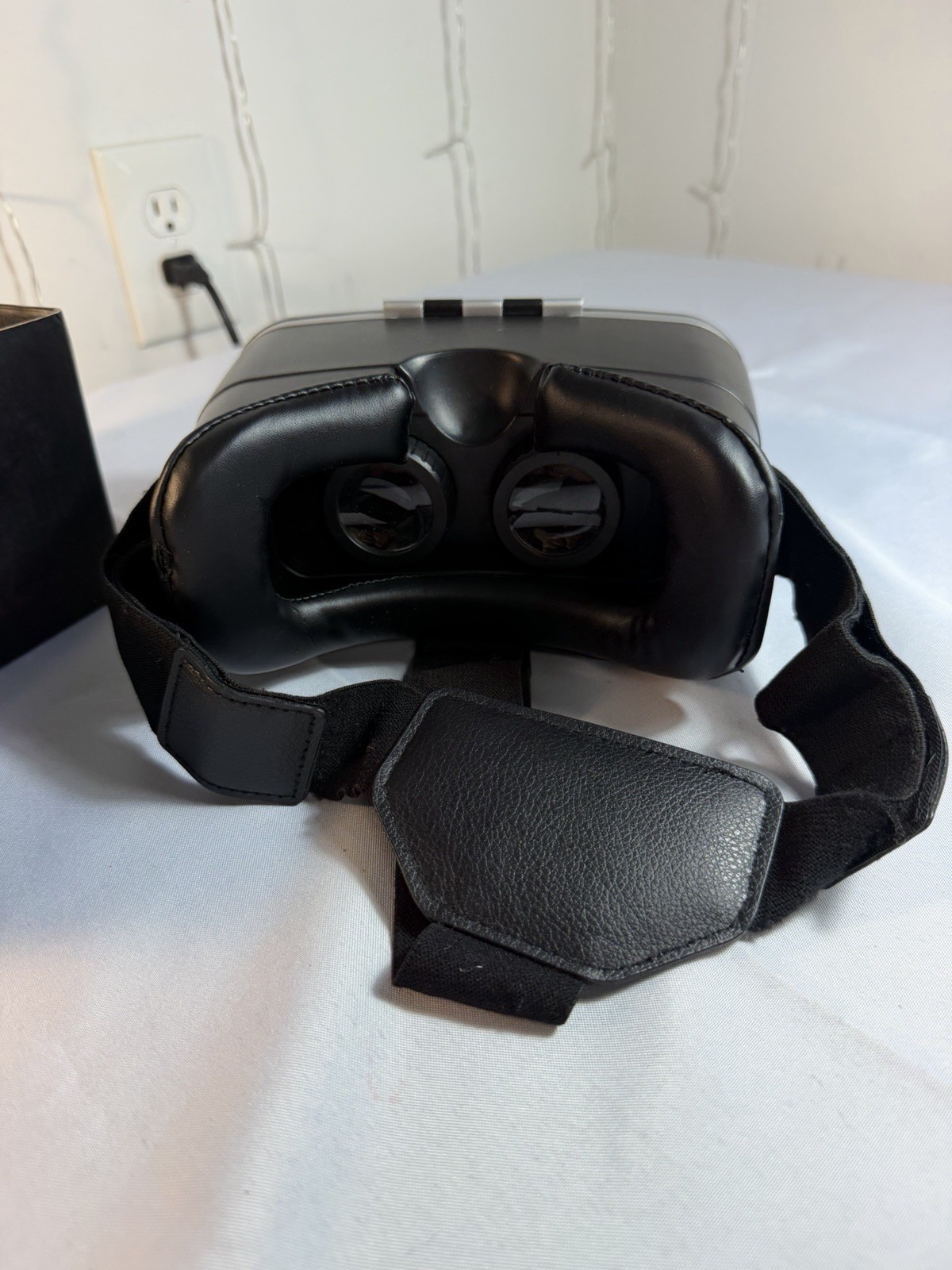 VR Virtual Reality Headset Goggles Smartphone 3D Adjustable Lenses w/ Box