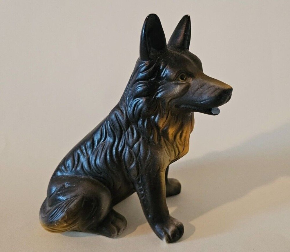 Rare German Shepherd Dog figurine sitting down