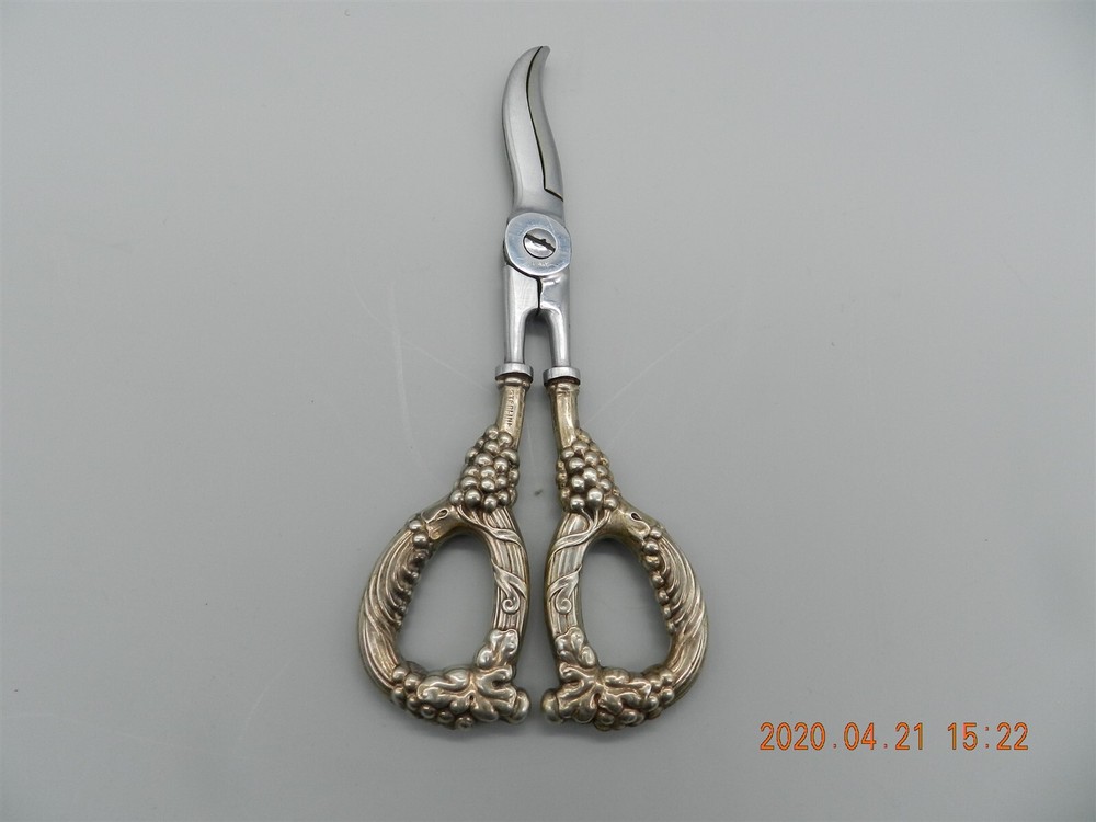 .925 Sterling Silver & Stainless Grape Shears from Italy Nice Ornate