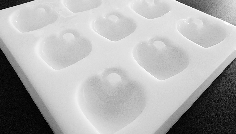 NINE Puffy Hearts Pendant Silicone Mold AU