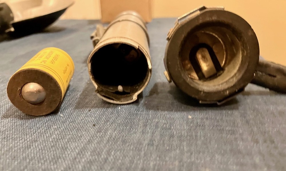 2 Kalart Speed Flash Units W/Bracket and Flash Plug Made In USA~Untested