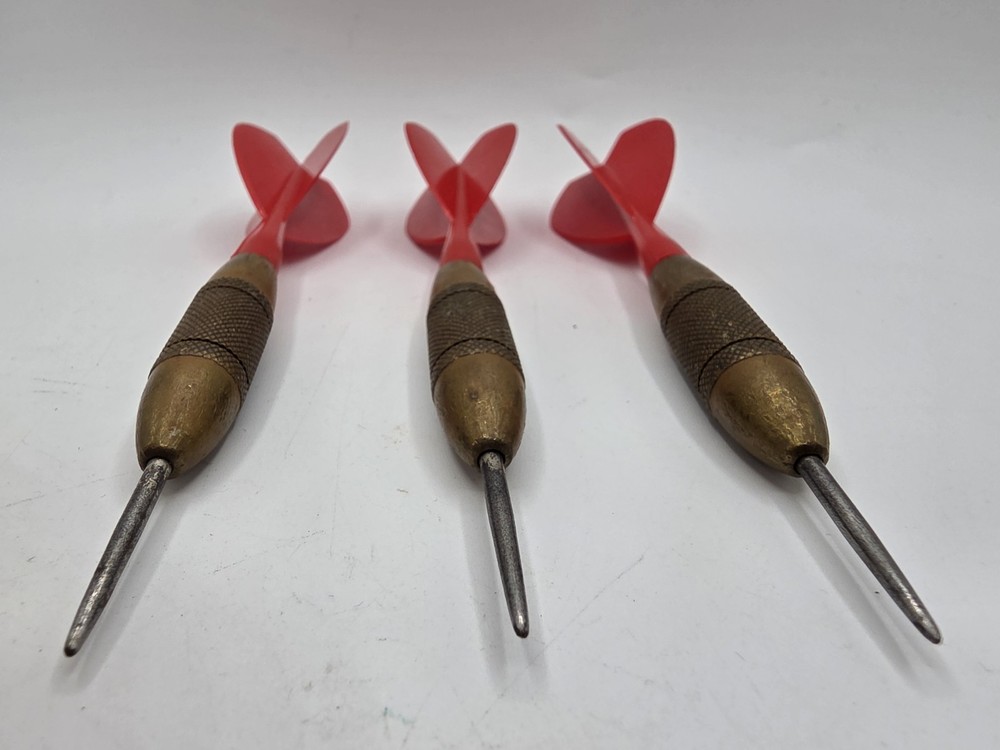 Vintage Brass Dart Set Red Flights - 28g