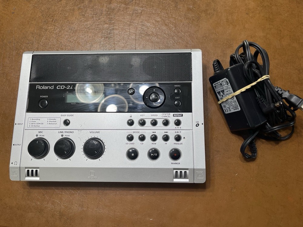 Roland CD-2i SD/CD Portable Recorder.