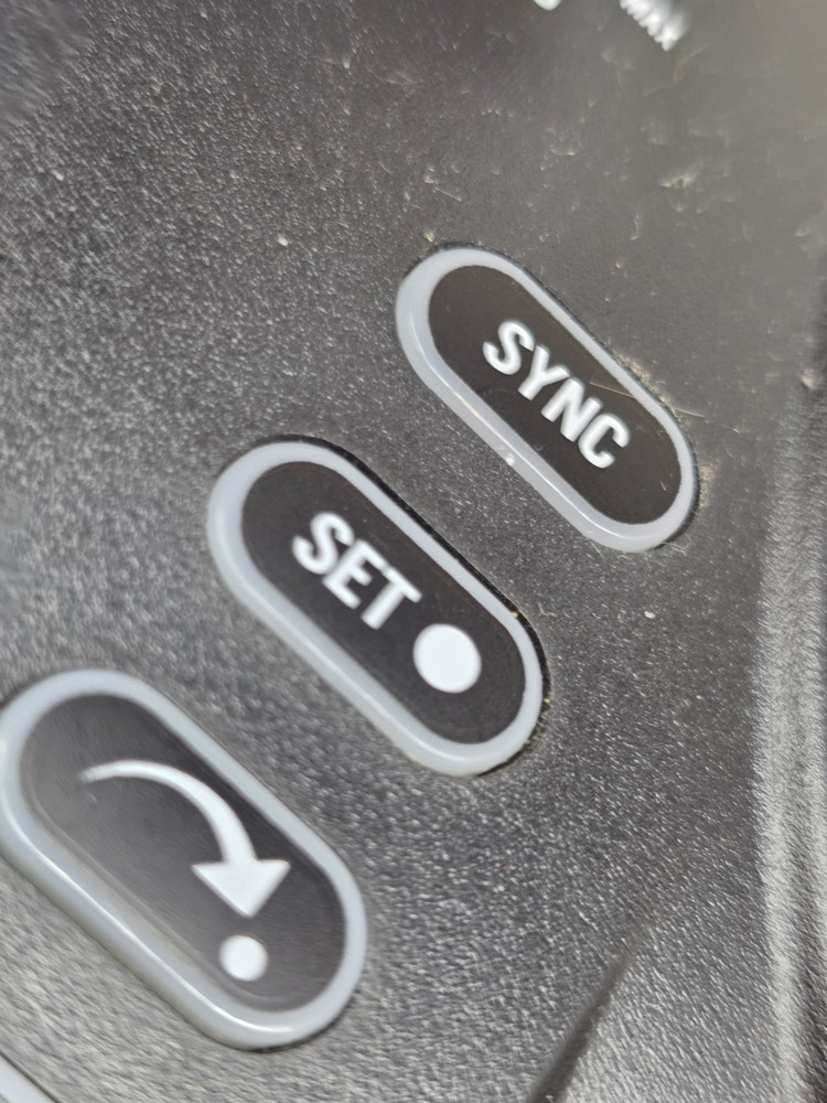 Numark iDJ Live Digital DJ Controller Turntable Apple Mac Ipad Iphone Ipod