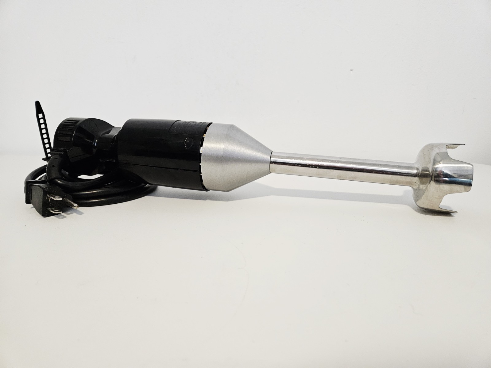 Read Waring Commercial WSB33X Quik Stik Immersion Blender 7" PARTS OR REPAIR
