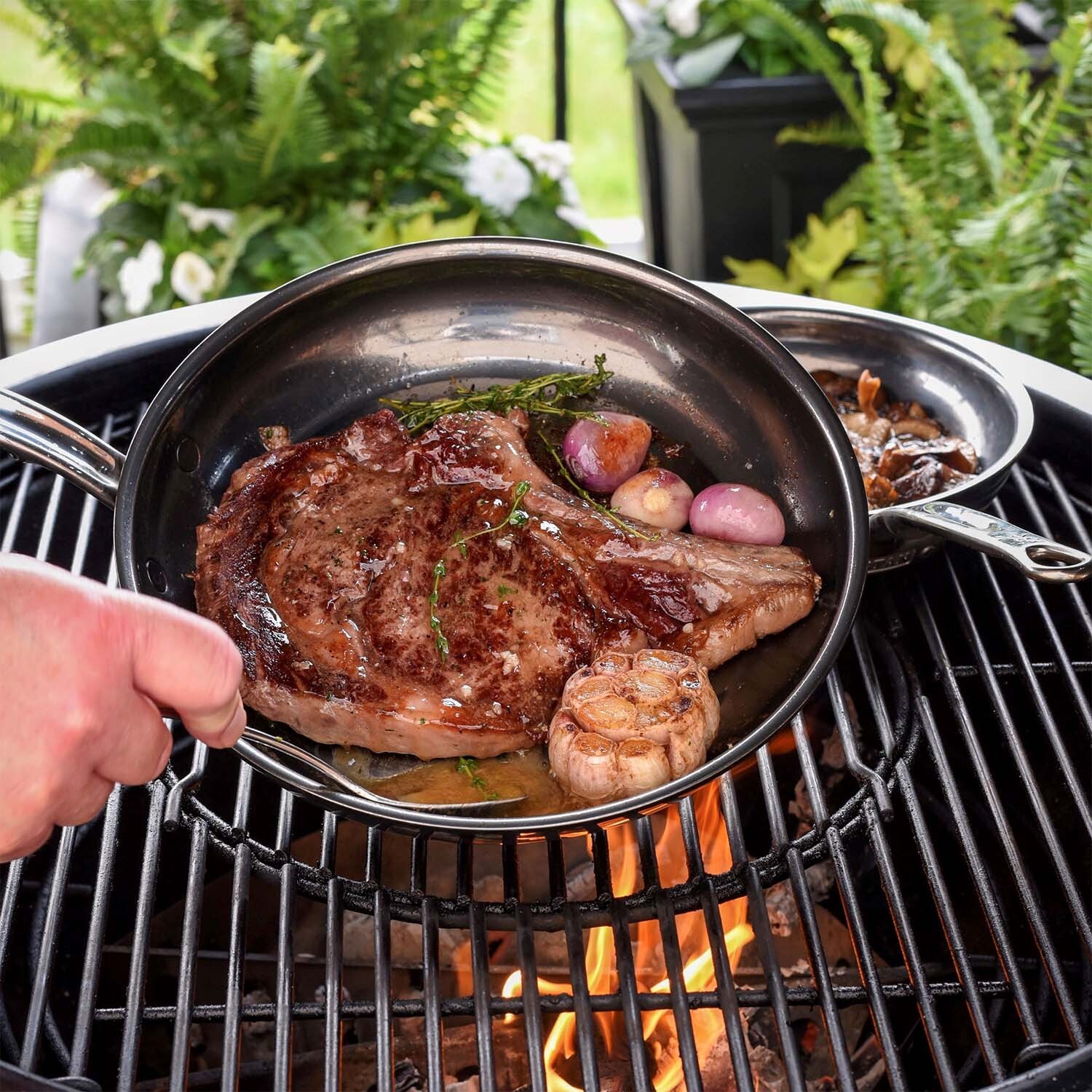 Hestan NanoBond Titanium Stainless-Steel 11 inch Skillet, Fry pan New