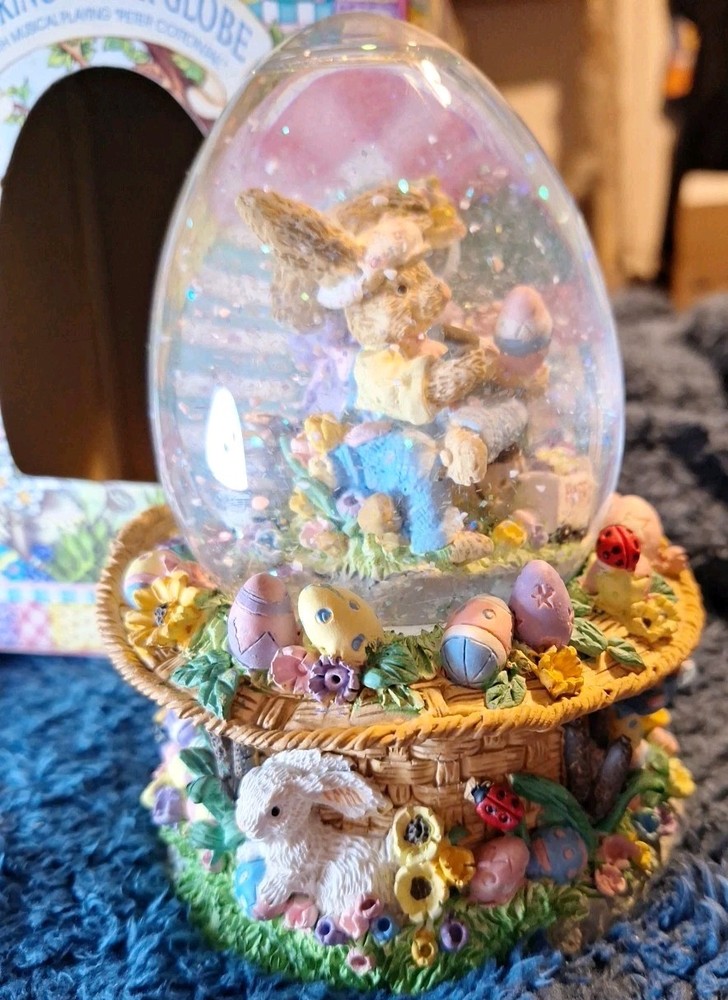 Easter Spring Water Globe Musical "Peter Cottontail" Egg Shaped Hand Painted